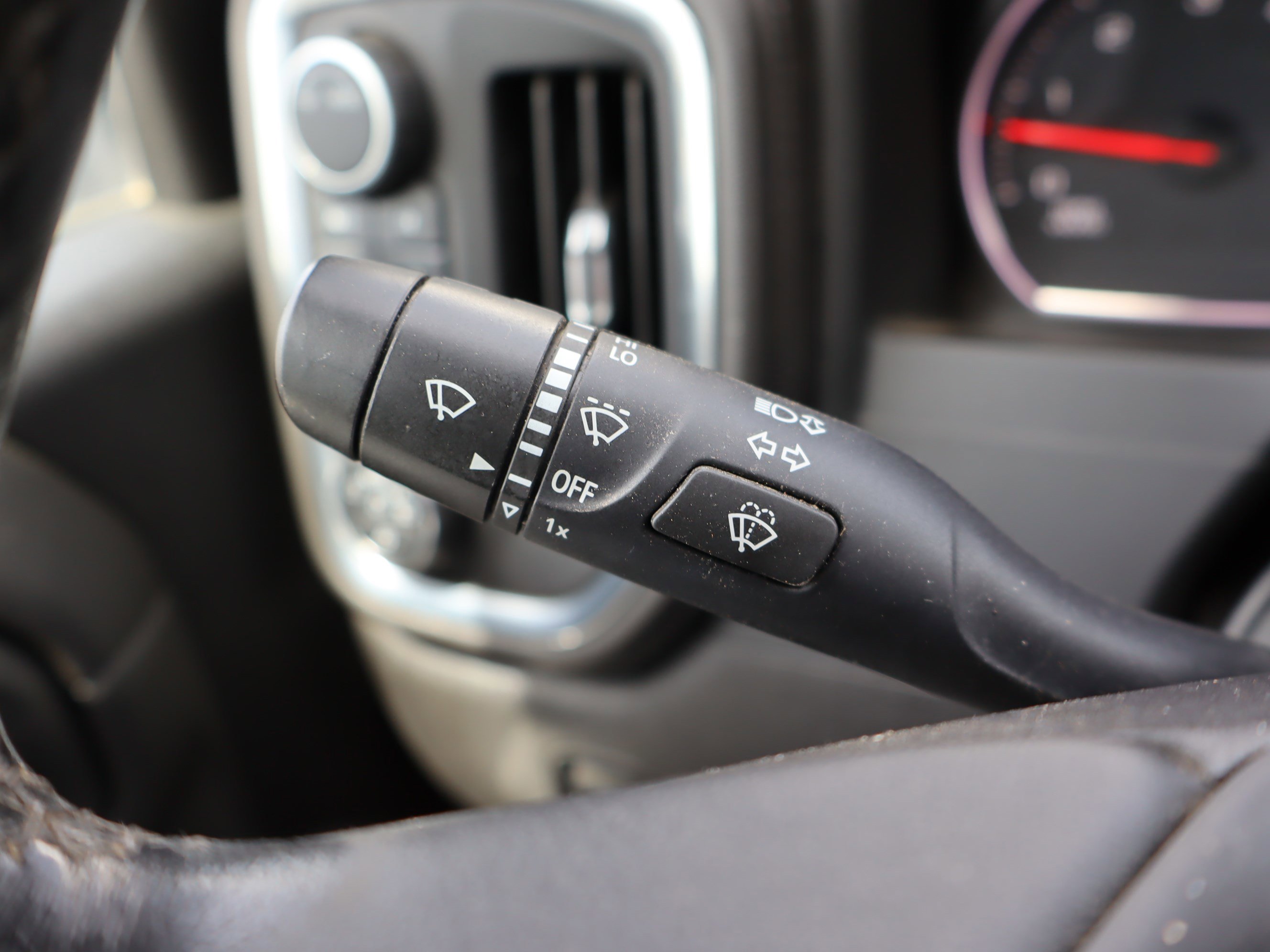 Used 2022 Chevrolet Silverado 2500 LTZ w/ Safety Package AWD/4WD image 26