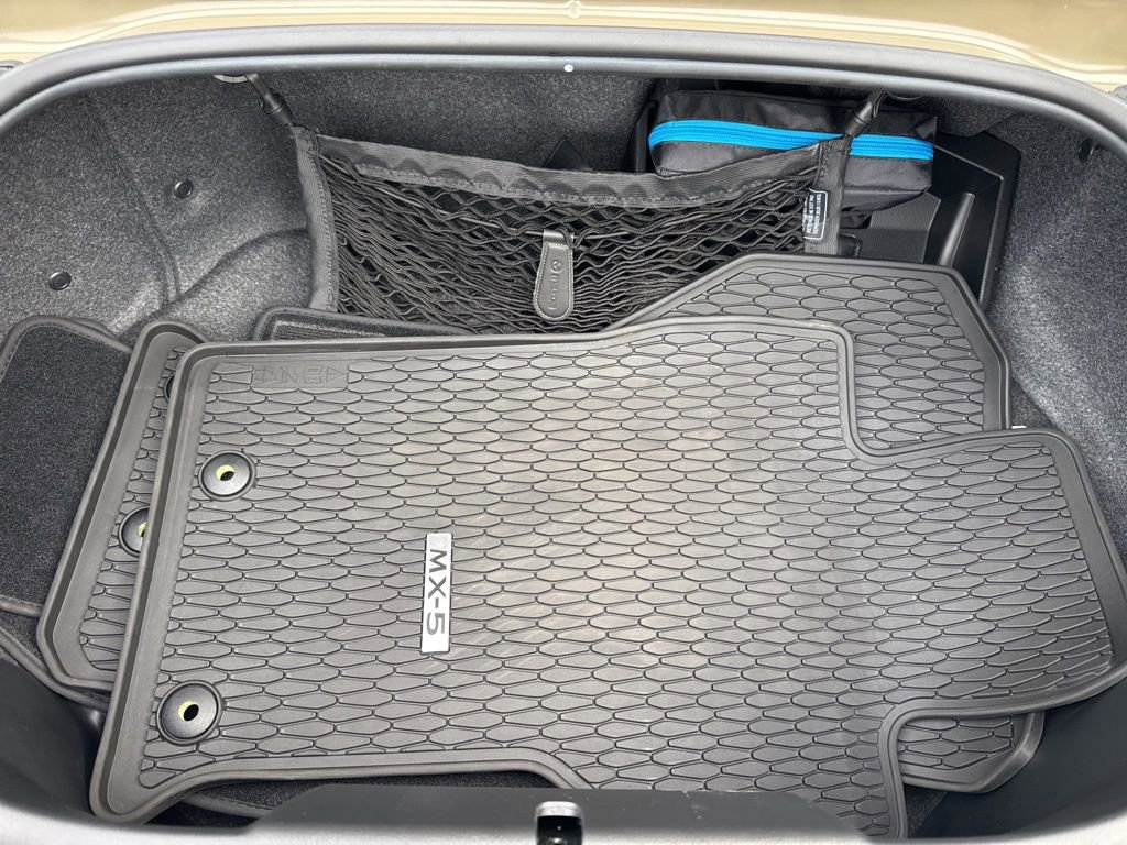 Used 2024 MAZDA MX-5 Miata RF Grand Touring image 16