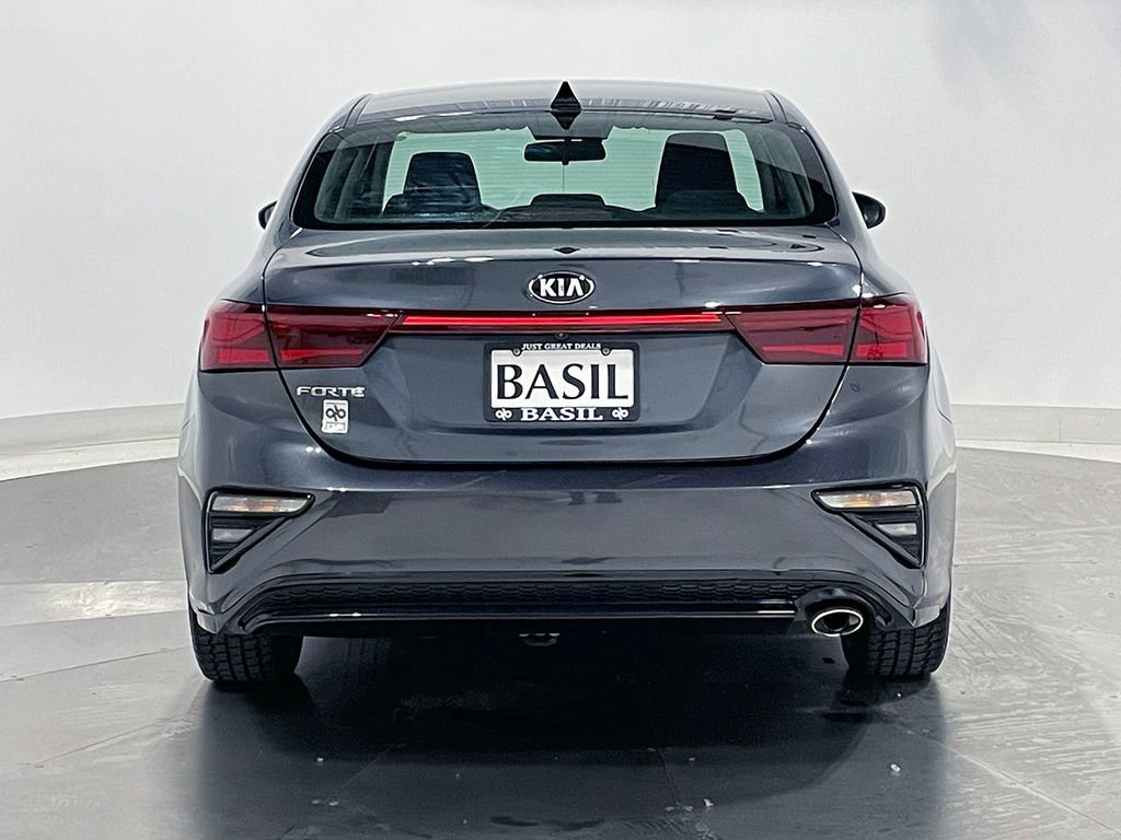 Used 2020 Kia Forte LXS FWD image 12