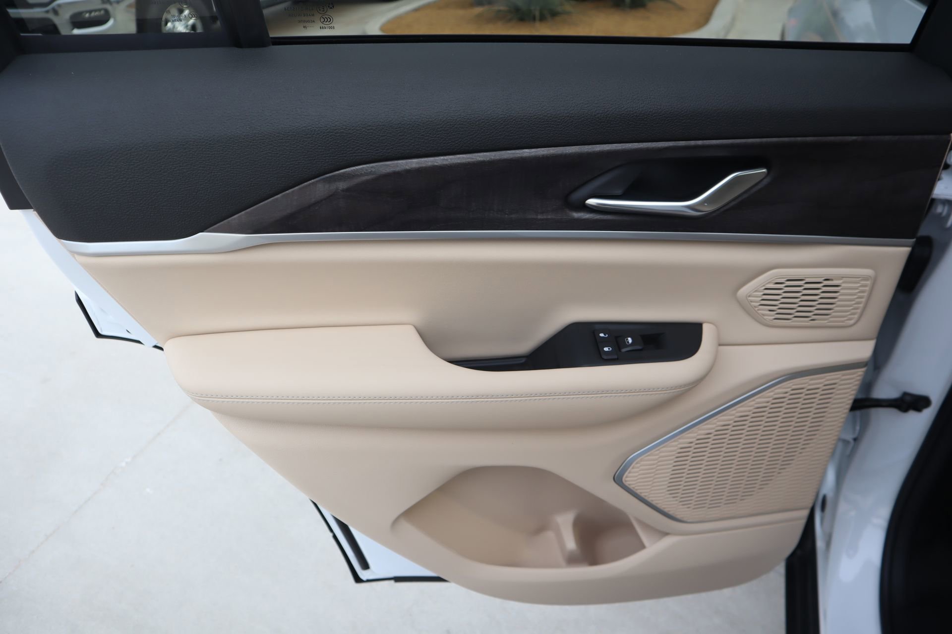 New 2026 Jeep Grand Cherokee Limited AWD/4WD image 18