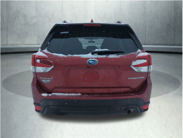 Used 2023 Subaru Forester Premium image 5