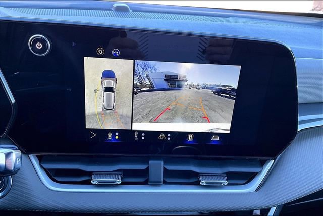 Used 2025 Chevrolet Equinox LT w/ Convenience Package II image 23