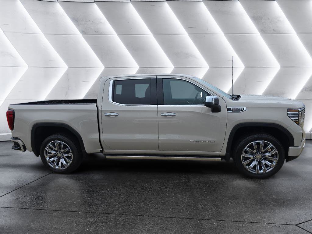 New 2026 GMC Sierra 1500 Denali w/ Denali Reserve Package image 4