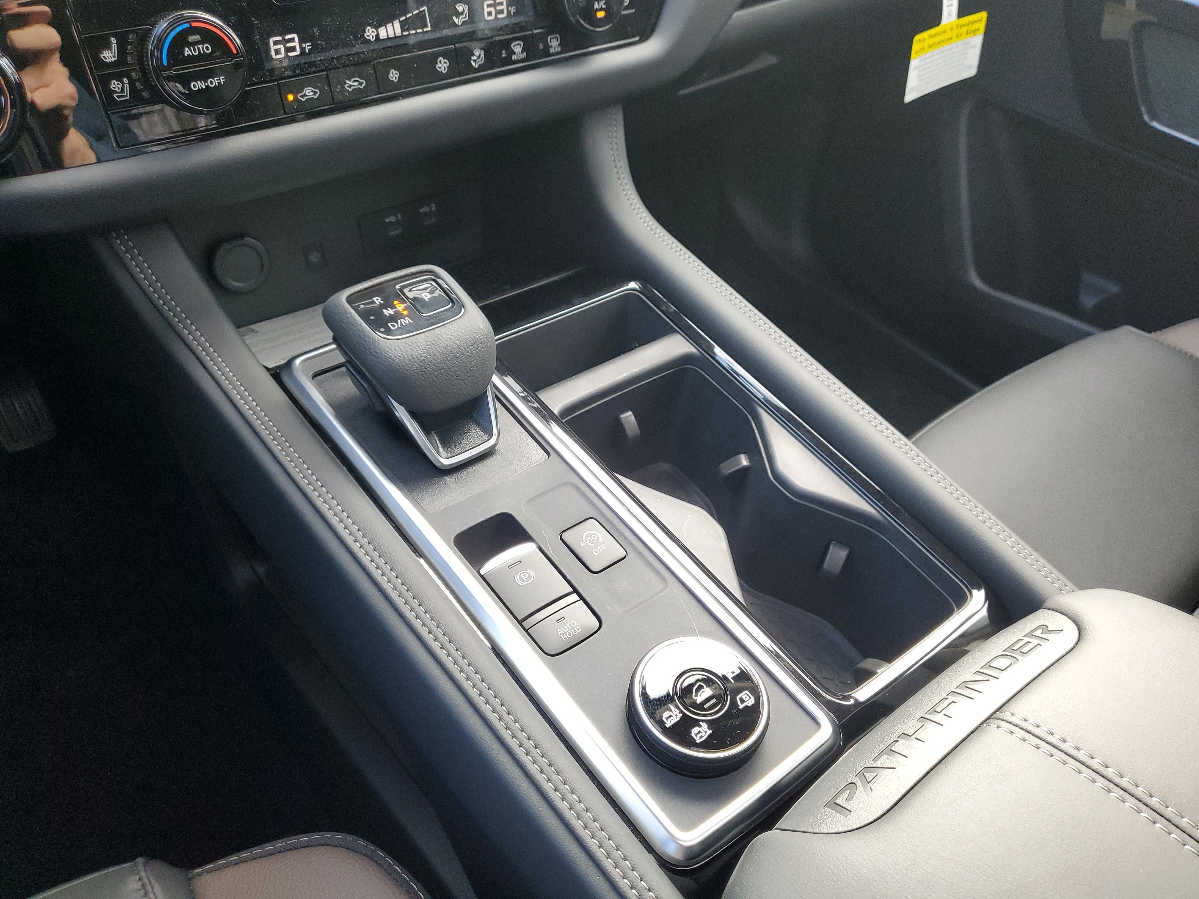 New 2026 Nissan Pathfinder Platinum image 21