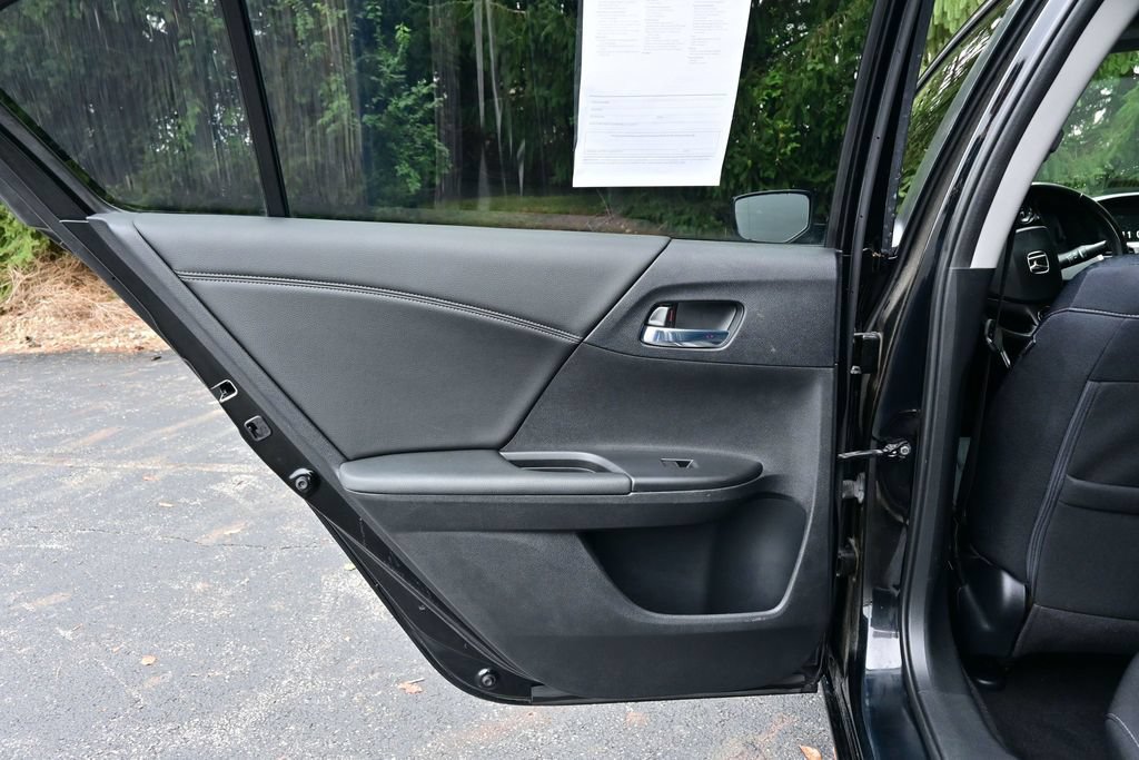 Used 2015 Honda Accord Sport image 18
