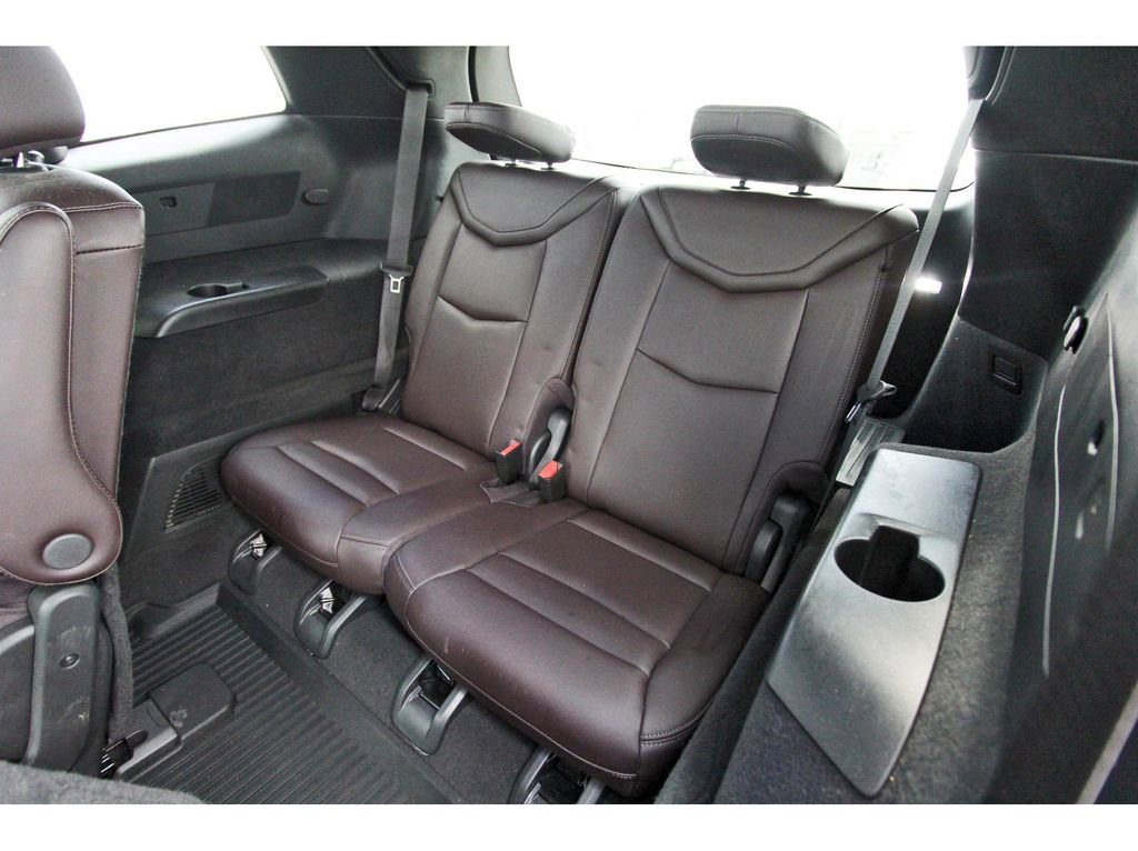 Used 2024 Cadillac XT6 Premium Luxury w/ Technology Package image 13