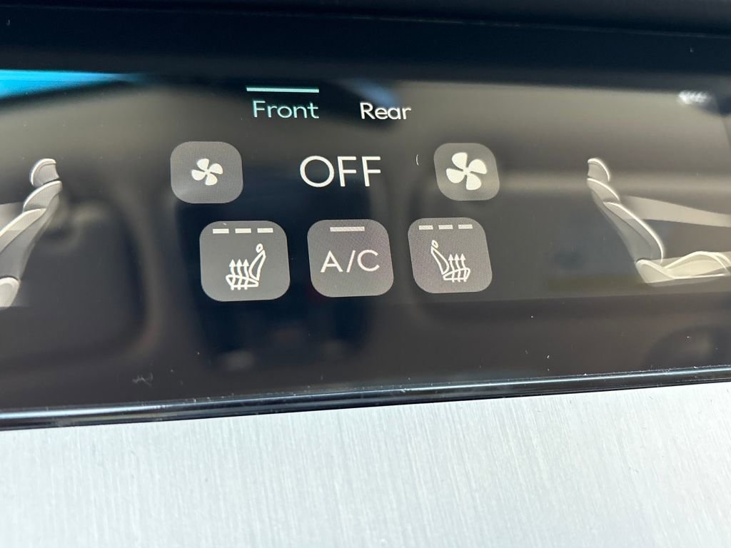 New 2026 Genesis GV70 2.5T Select image 19