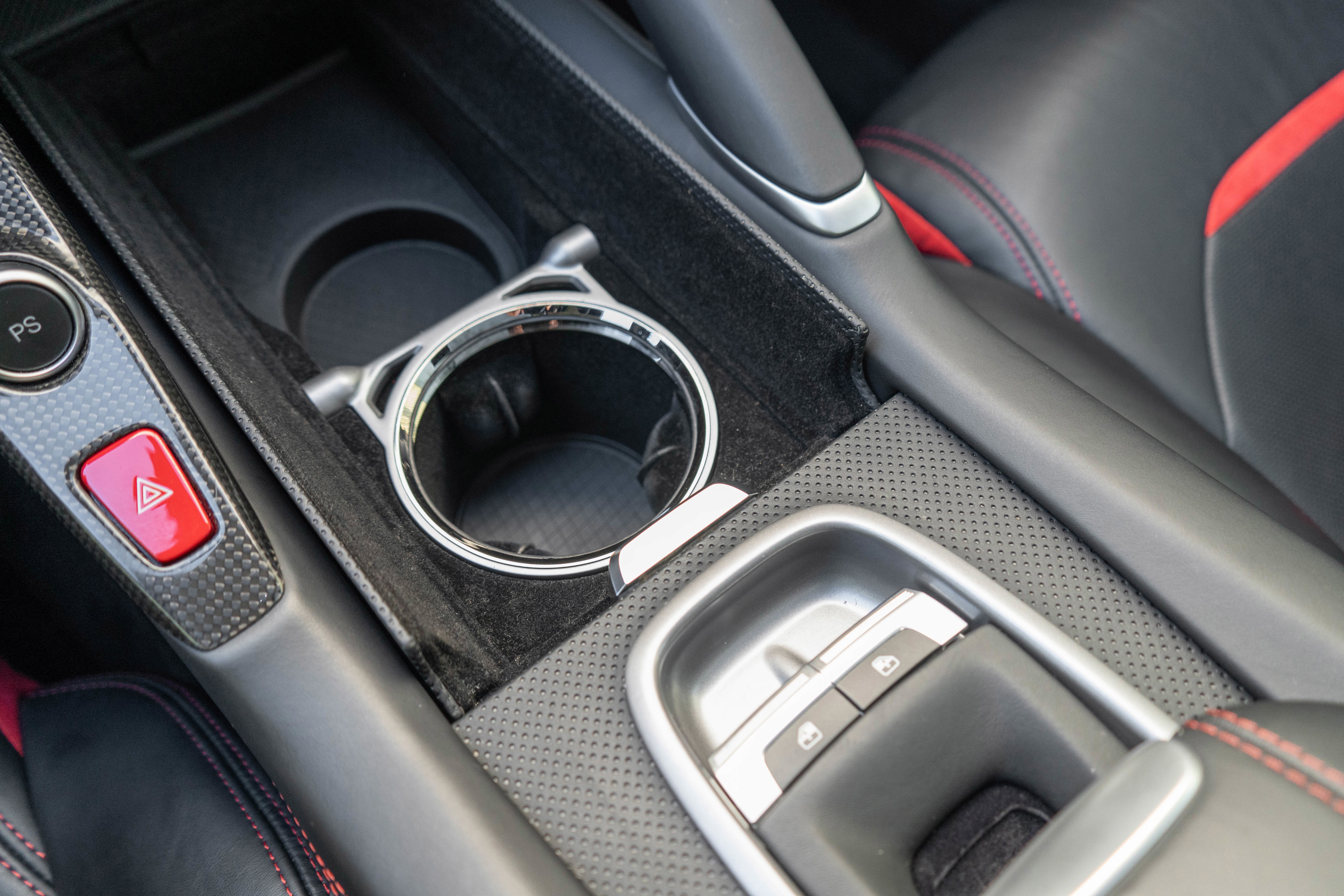 Used 2018 Ferrari GTC4Lusso T image 29