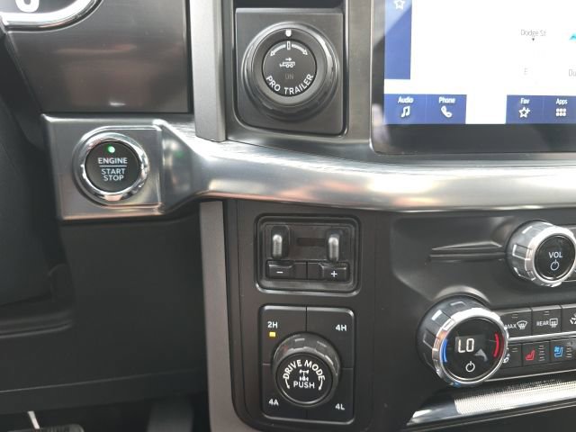 Used 2021 Ford F150 Lariat w/ Equipment Group 502A High image 17