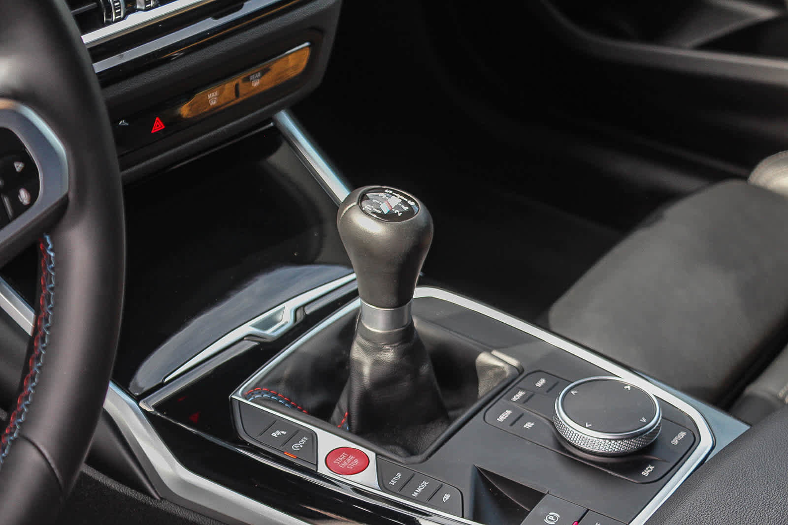 Used 2024 BMW M2 w/ Lighting Package image 18