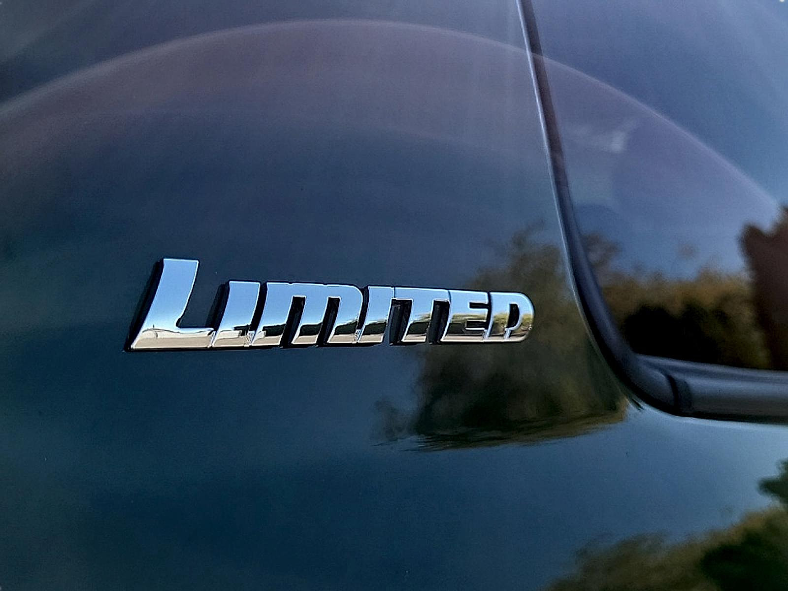 Used 2021 Toyota Tundra Limited w/ Limited Premium Package AWD/4WD image 37