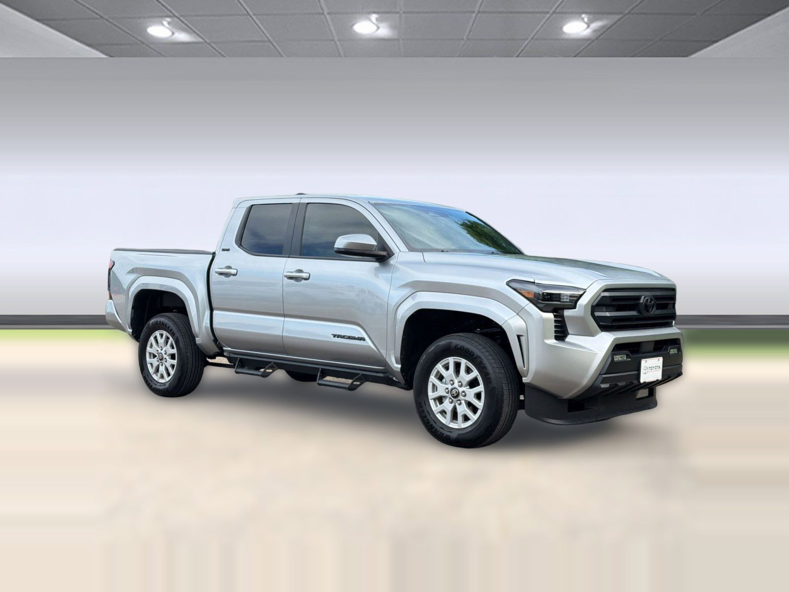 Used 2025 Toyota Tacoma SR5 RWD image 7