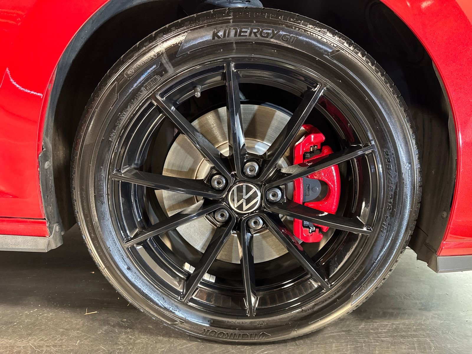 Used 2025 Volkswagen Jetta GLI Autobahn image 12