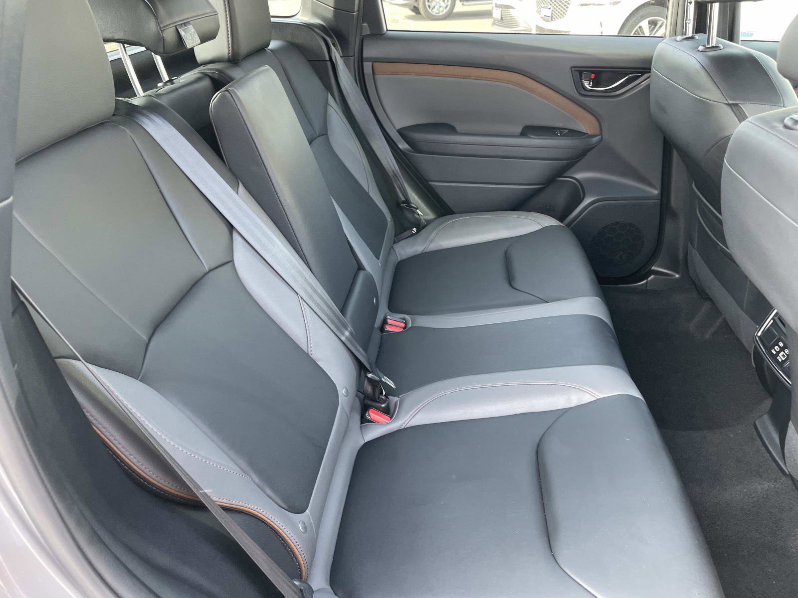 Used 2025 Subaru Forester Sport image 24