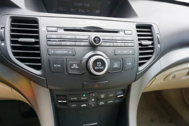 Used 2009 Acura TSX w/ Technology Package image 4