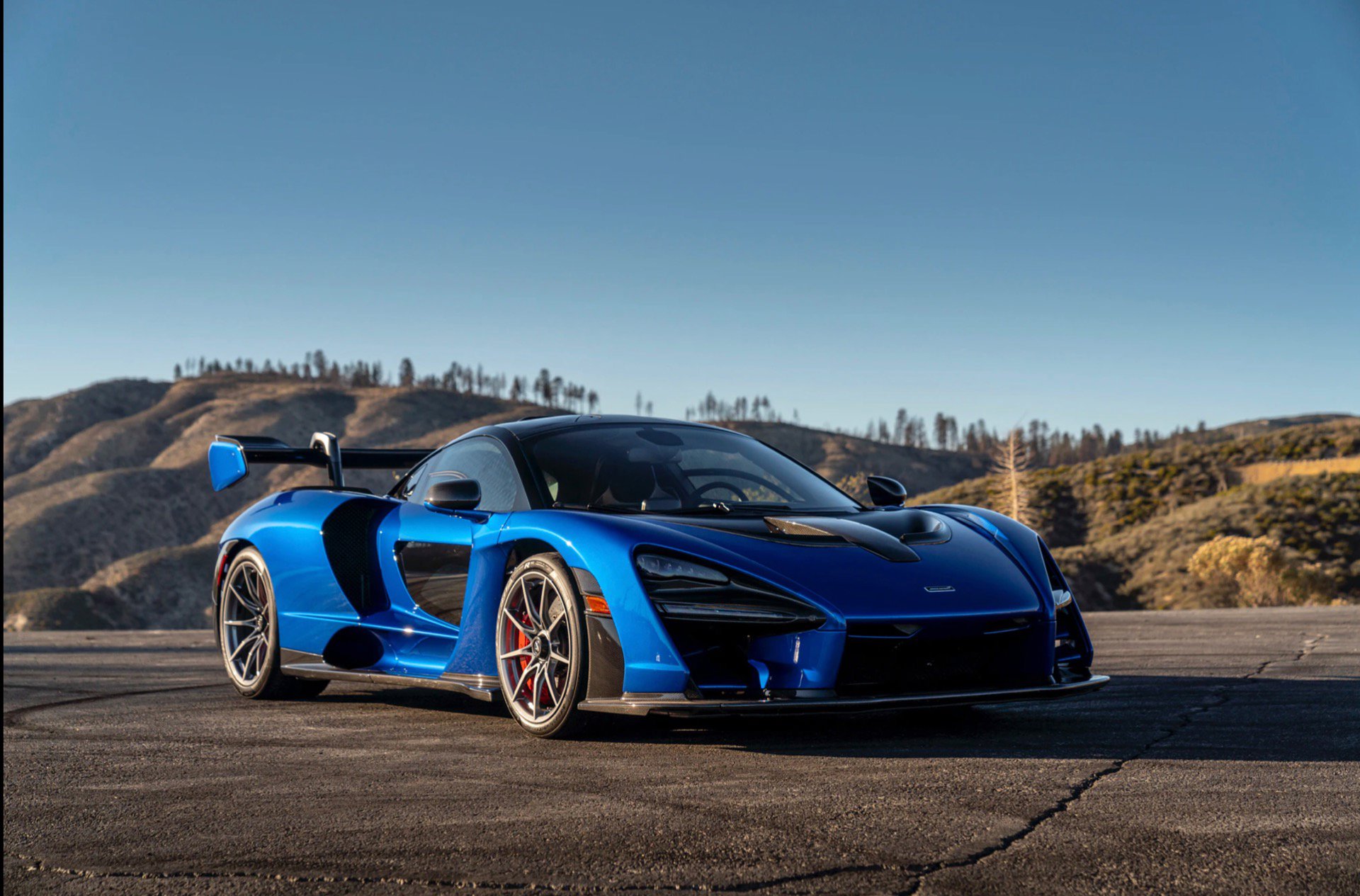 Used 2019 McLaren Senna Coupe ULTRA RARE Only 1685 Mil image 78