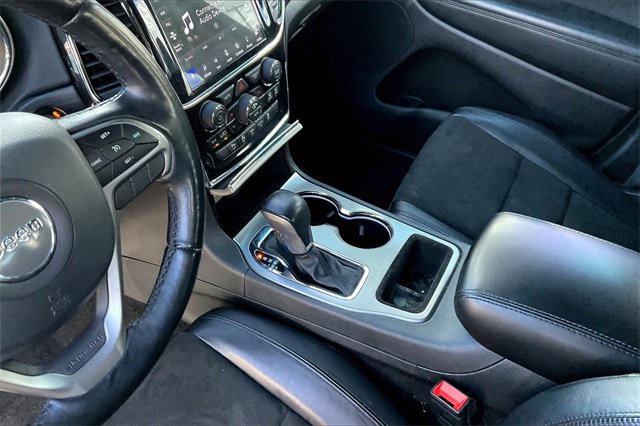 Certified 2022 Jeep Grand Cherokee Laredo X image 14