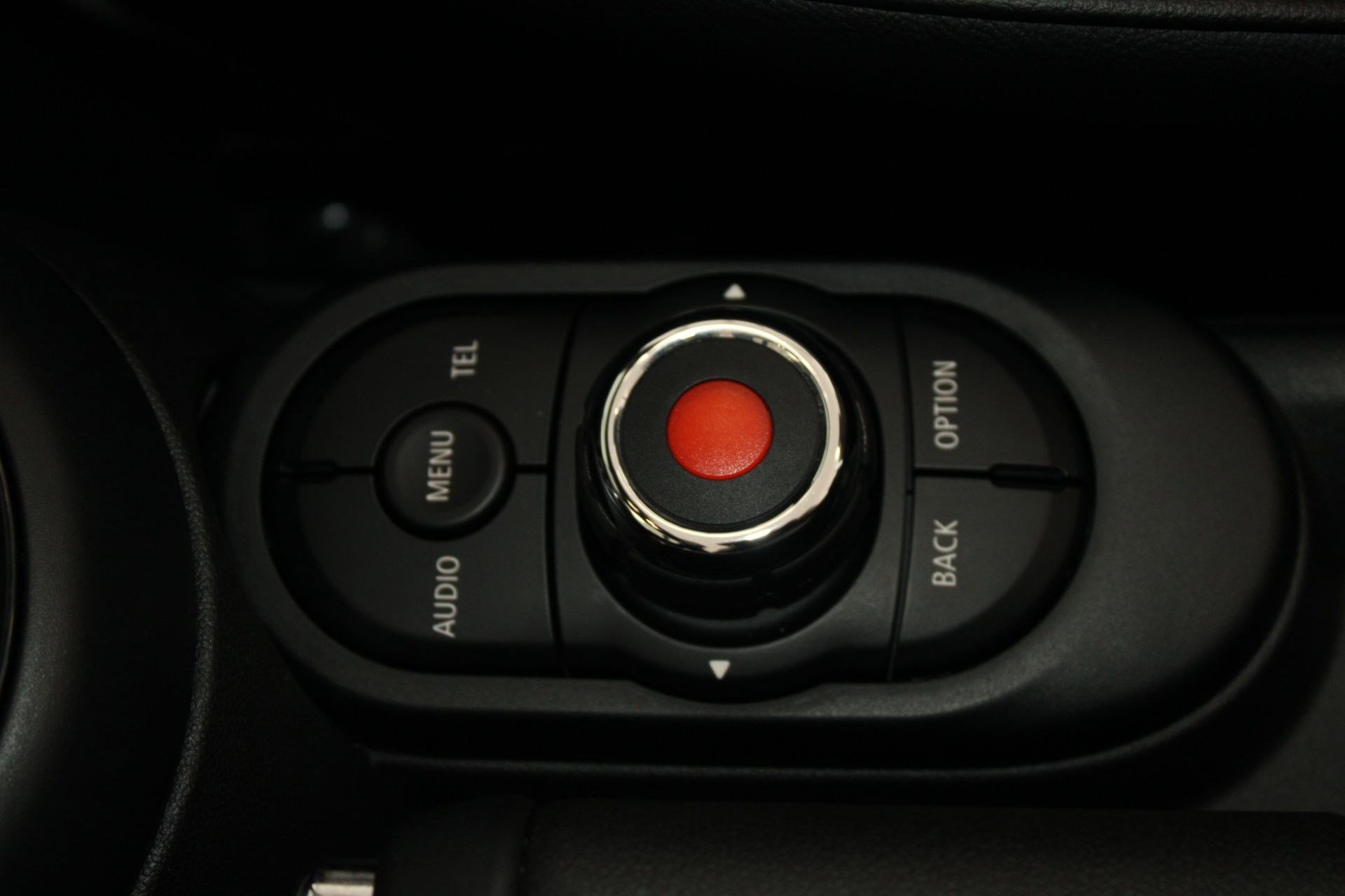 Used 2018 MINI Cooper Convertible image 26