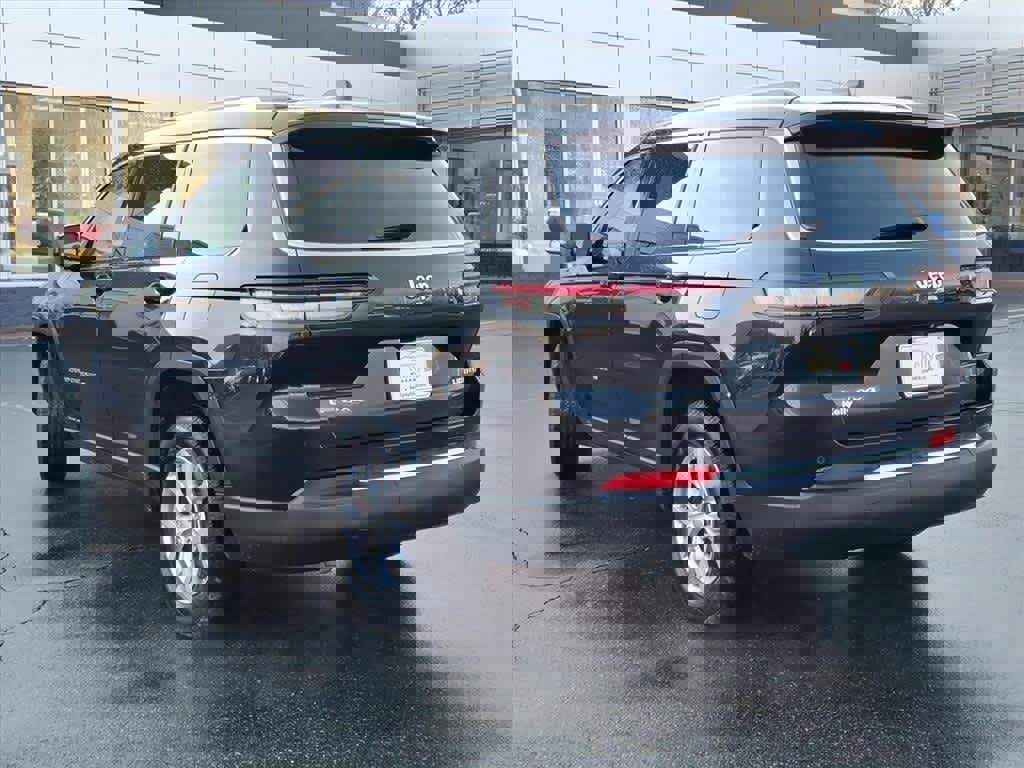 Used 2021 Jeep Grand Cherokee L Limited image 8