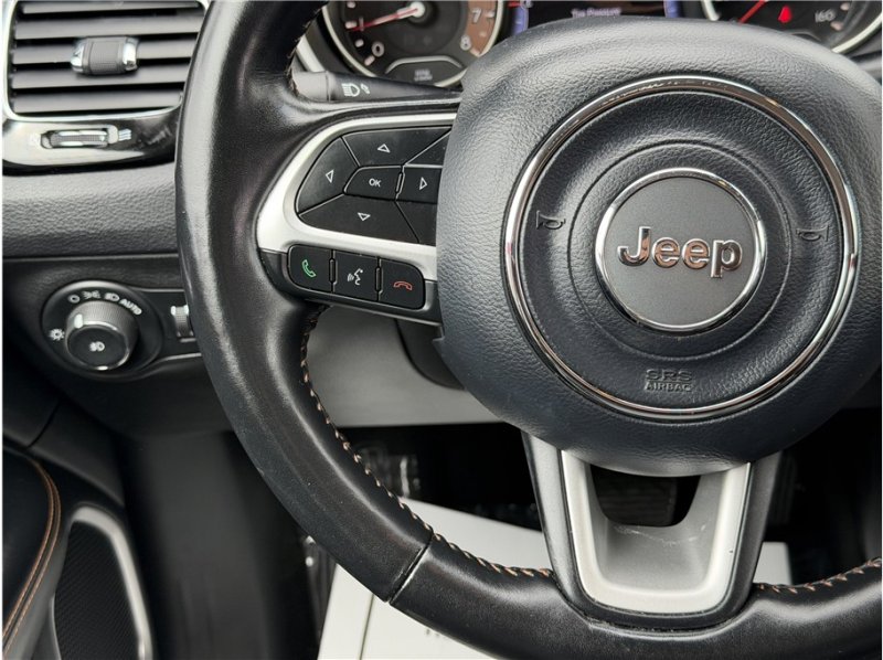 Used 2020 Jeep Compass Limited FWD image 36