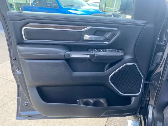 Used 2020 RAM 1500 Laramie AWD/4WD image 10