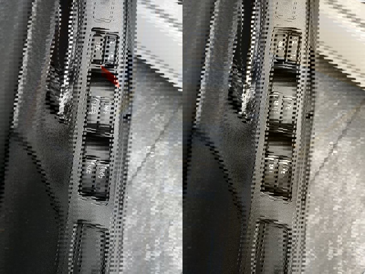 Used 2016 Subaru WRX image 7