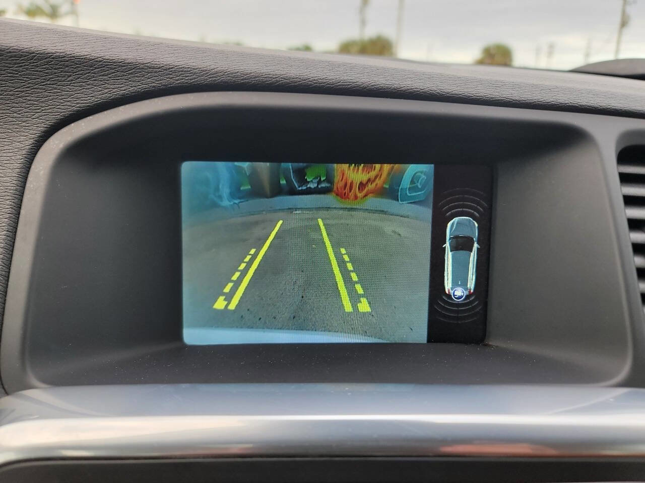 Used 2015 Volvo V60 T5 Platinum image 17