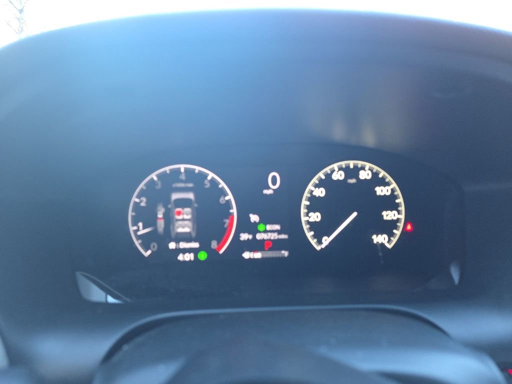 Used 2023 Honda HR-V EX-L image 6