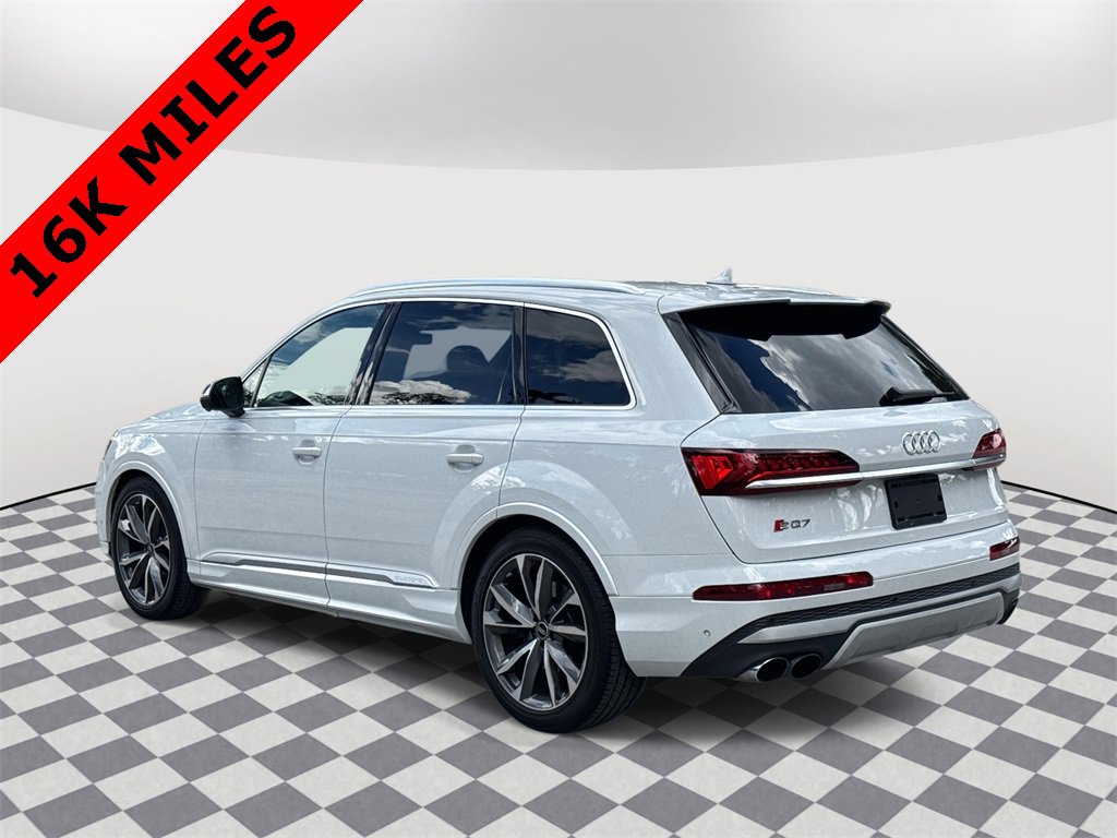 Used 2023 Audi SQ7 Premium Plus image 3