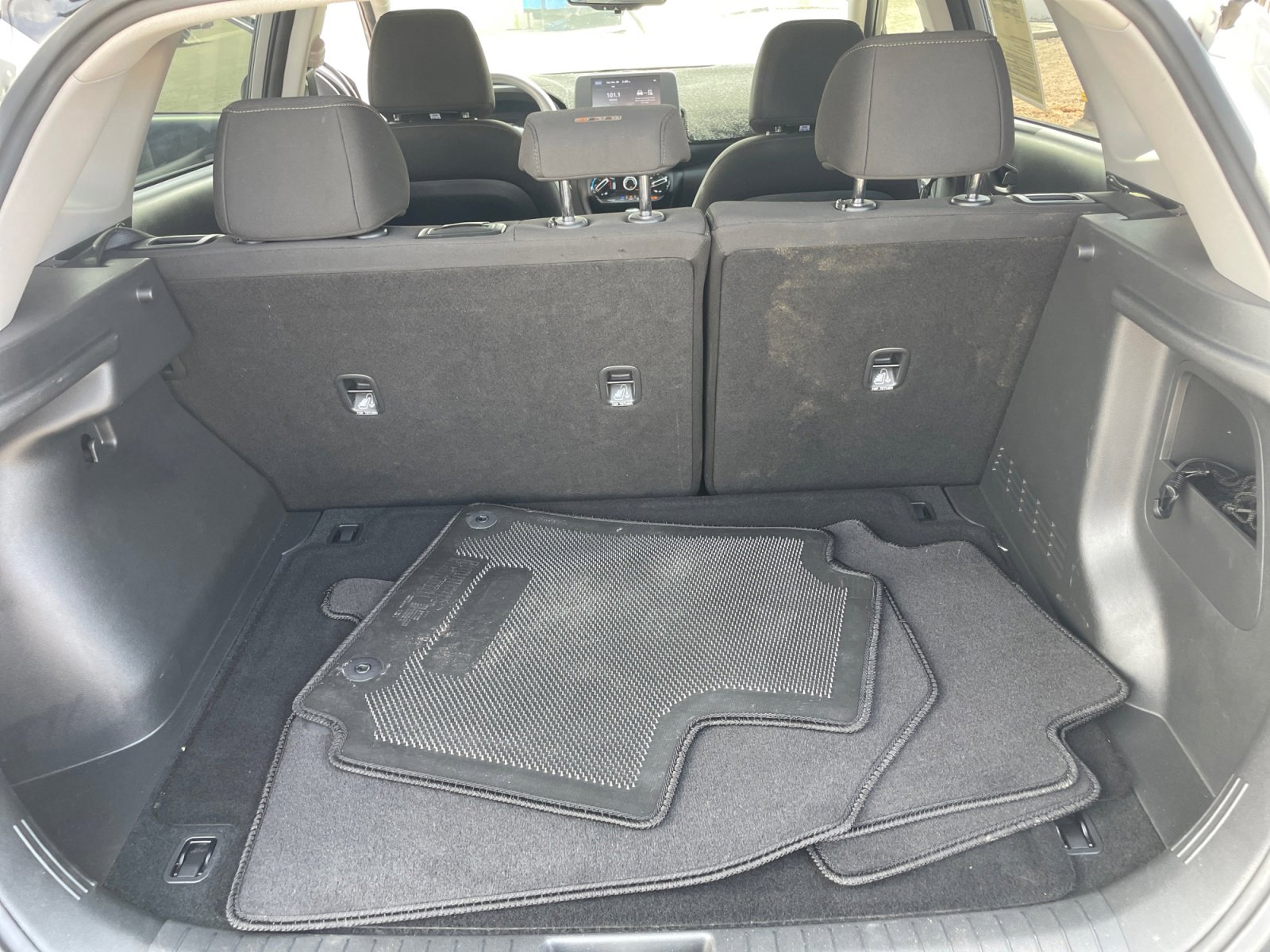 Used 2022 Hyundai Kona SEL image 27