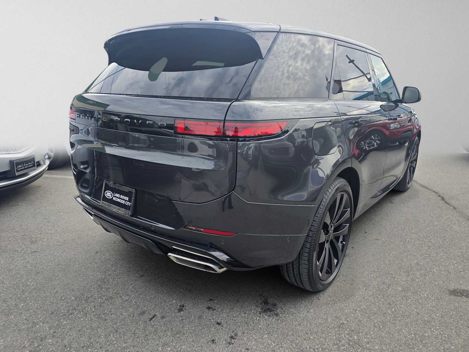 New 2026 Land Rover Range Rover Sport Dynamic SE AWD/4WD image 5
