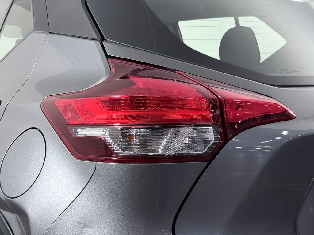 Certified 2020 Nissan Kicks S FWD image 9