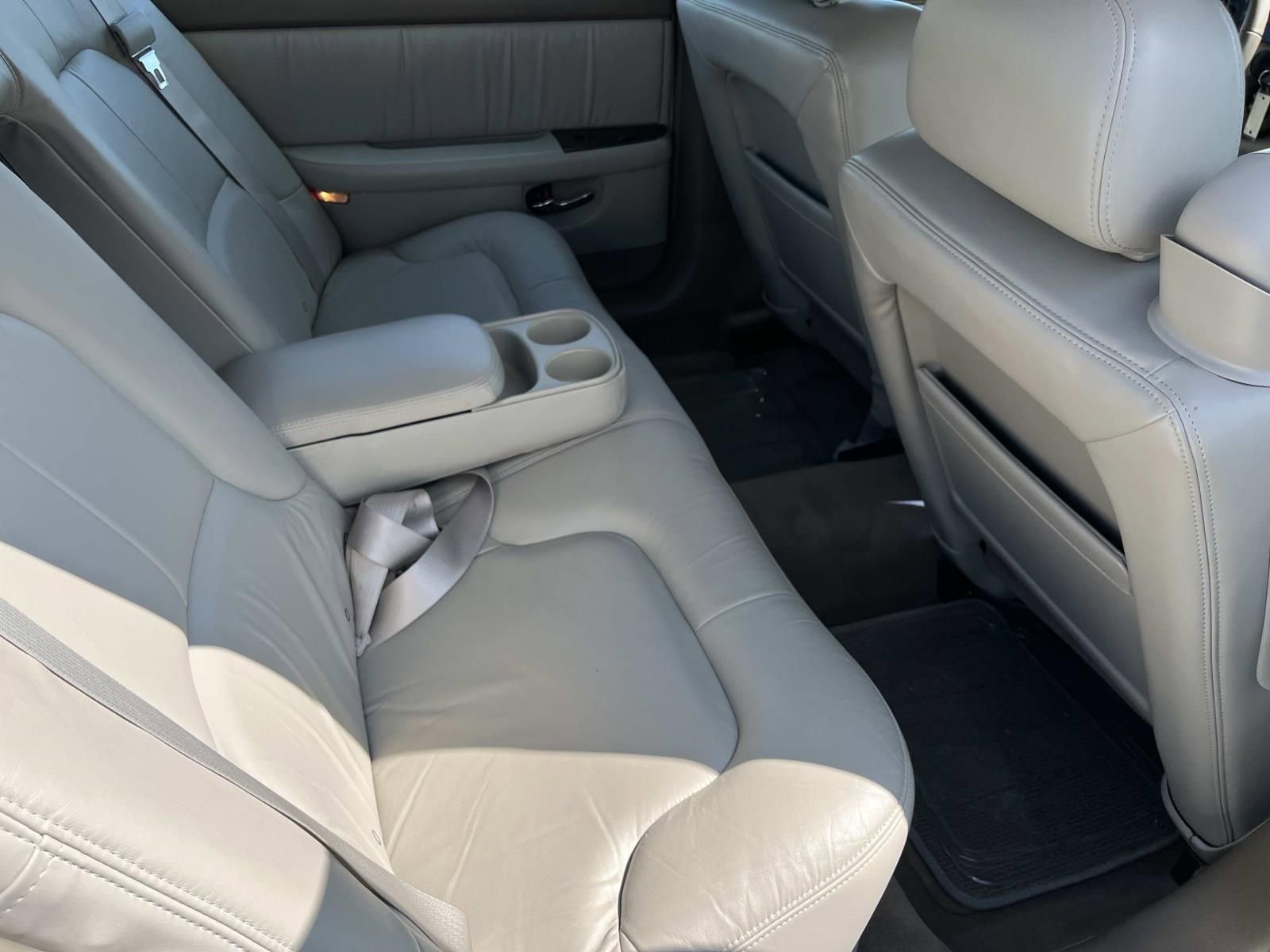 Used 2004 Buick Park Avenue FWD image 19