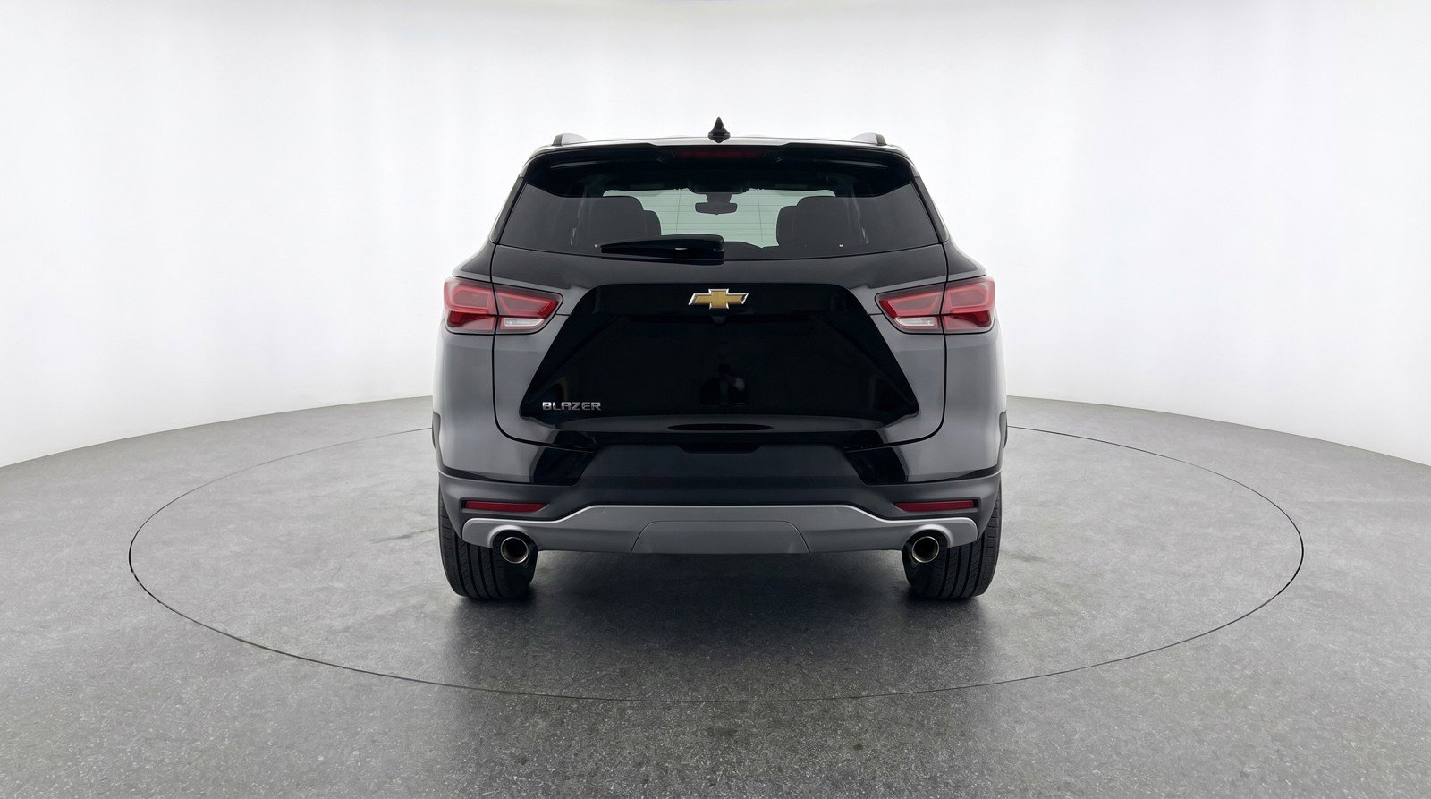 Used 2025 Chevrolet Blazer LT FWD image 7