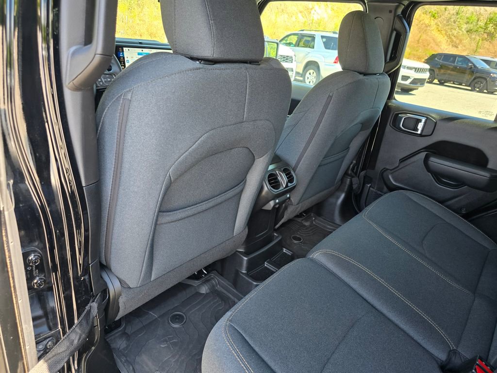Used 2025 Jeep Wrangler Unlimited Sport S 4xe AWD/4WD image 23
