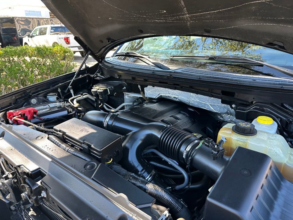 Used 2014 Ford F150 Limited image 21