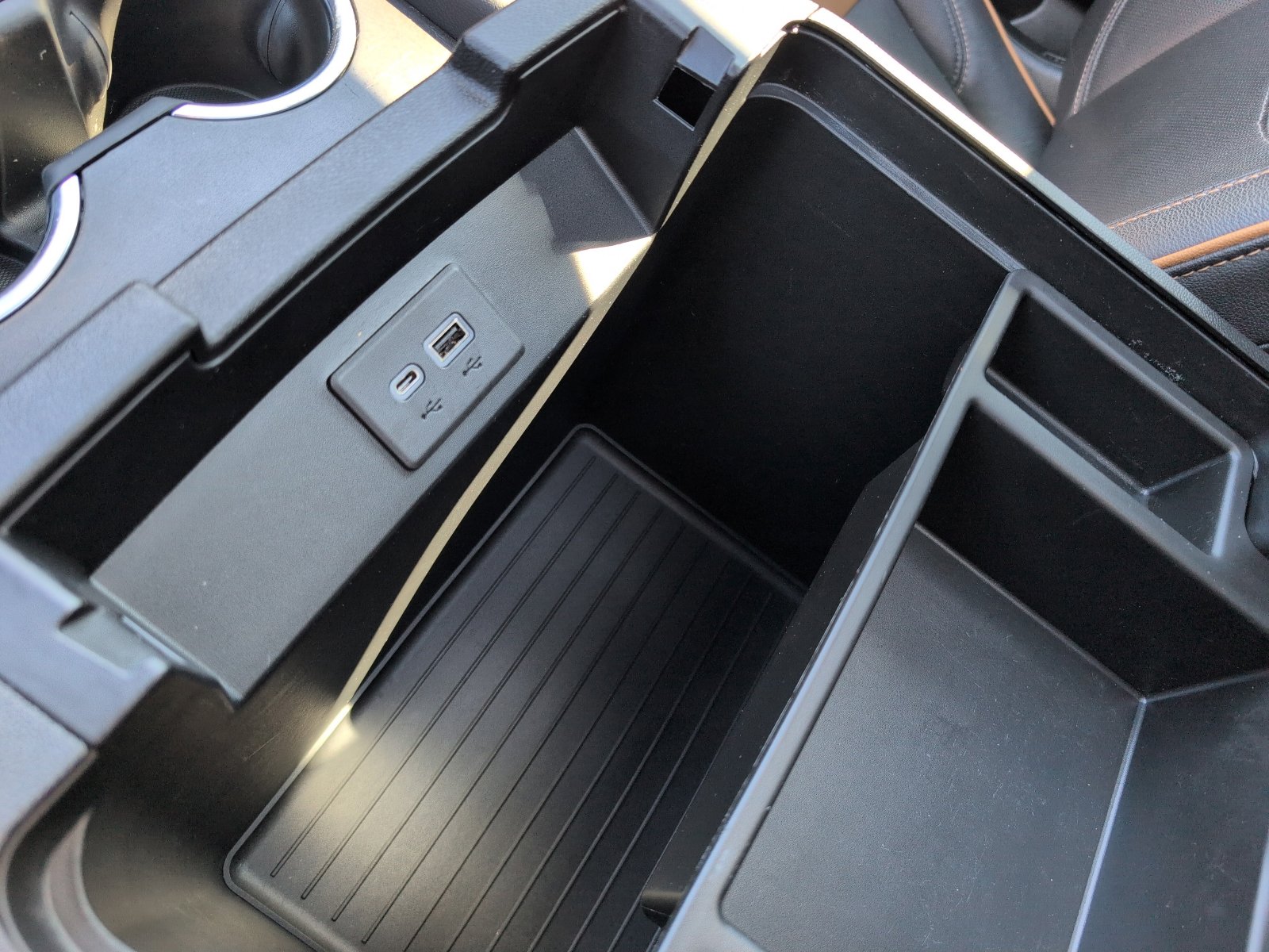 Used 2022 GMC Yukon AT4 image 27