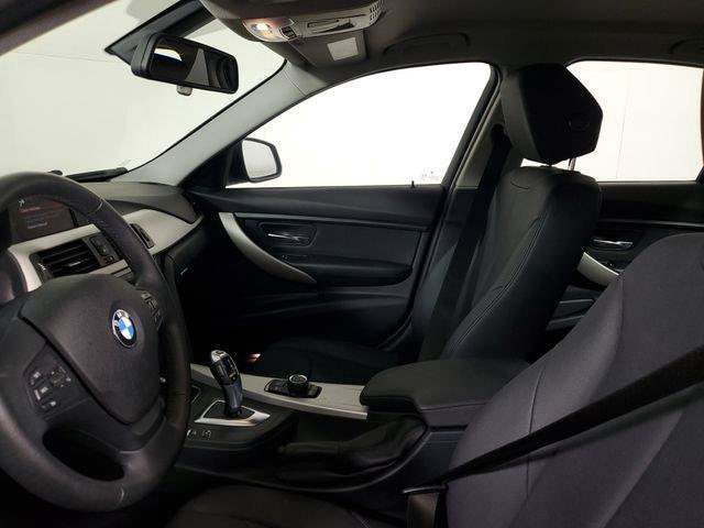 Used 2018 BMW 320i xDrive Sedan AWD/4WD image 21