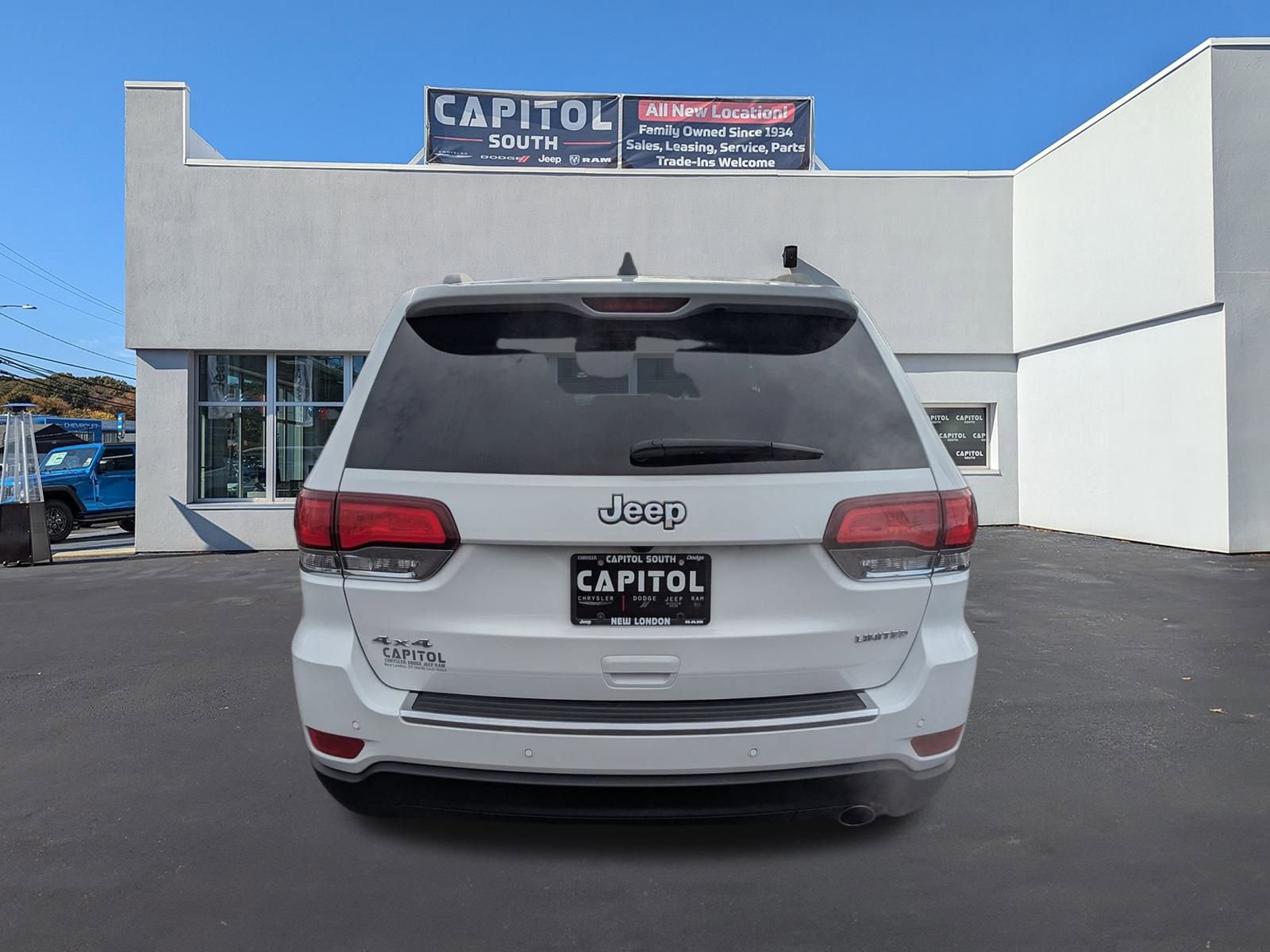 Certified 2022 Jeep Grand Cherokee Limited w/ Tech Group image 4