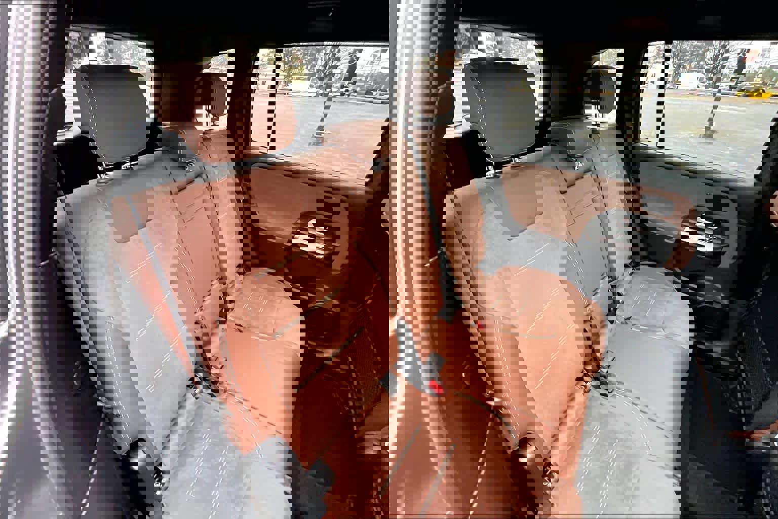 Used 2025 Mercedes-Benz GLB 250 4MATIC image 20