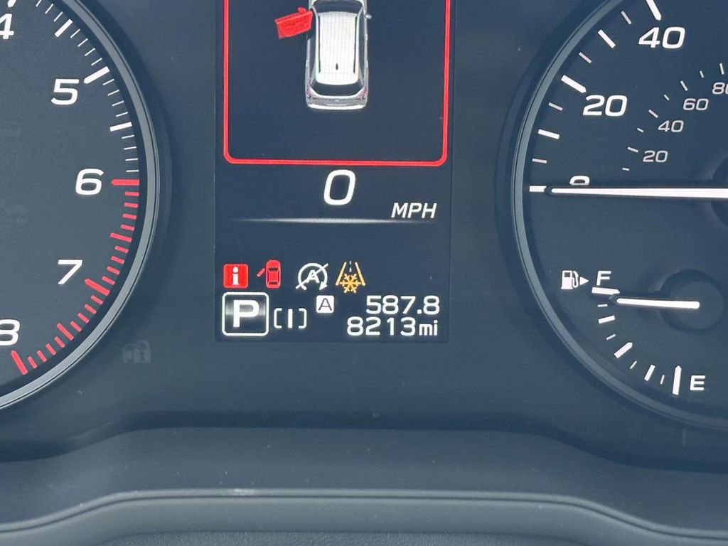 Used 2025 Subaru Forester Base image 24