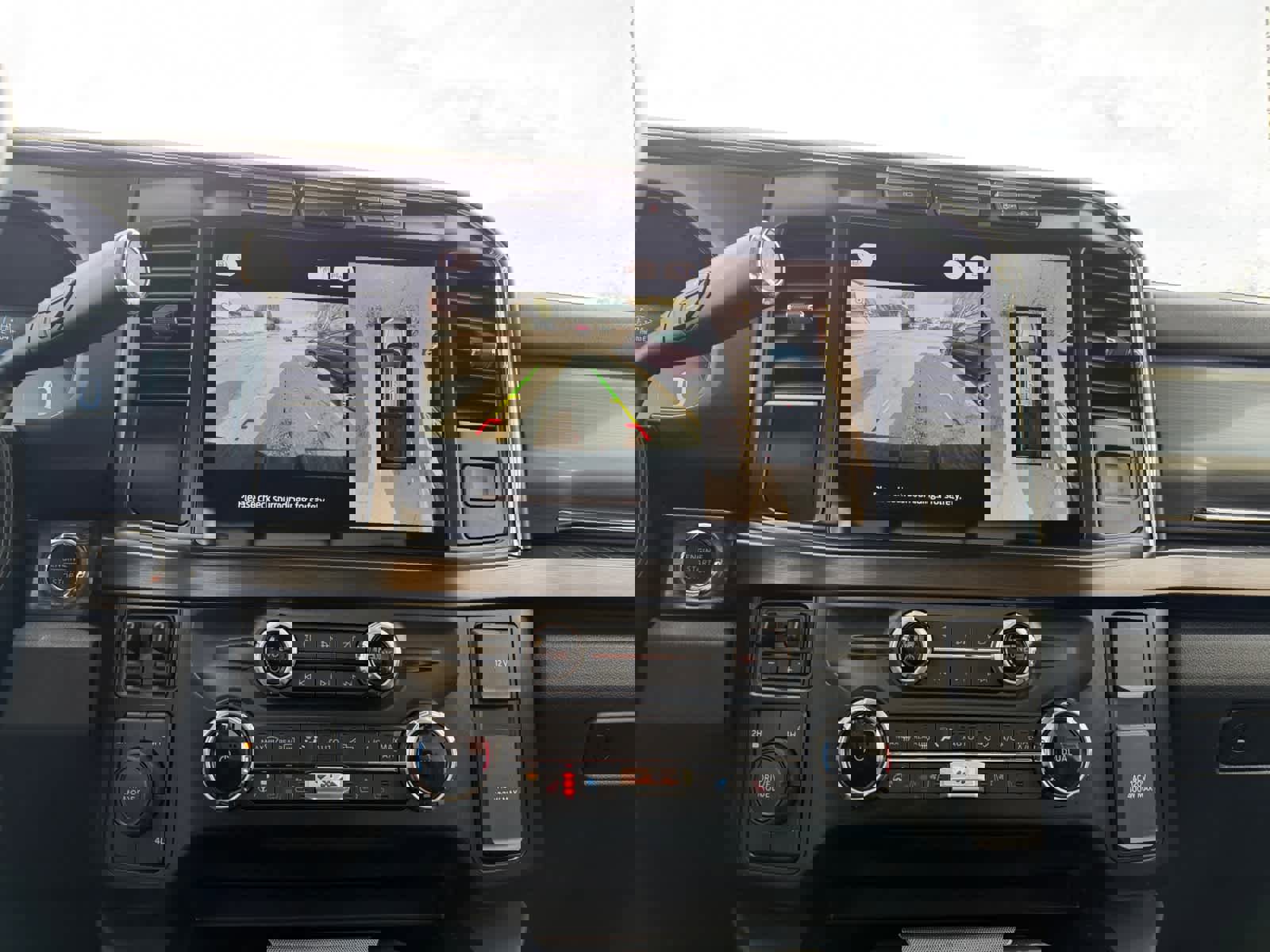 Used 2023 Ford F350 Lariat w/ FX4 Off-Road Package image 25