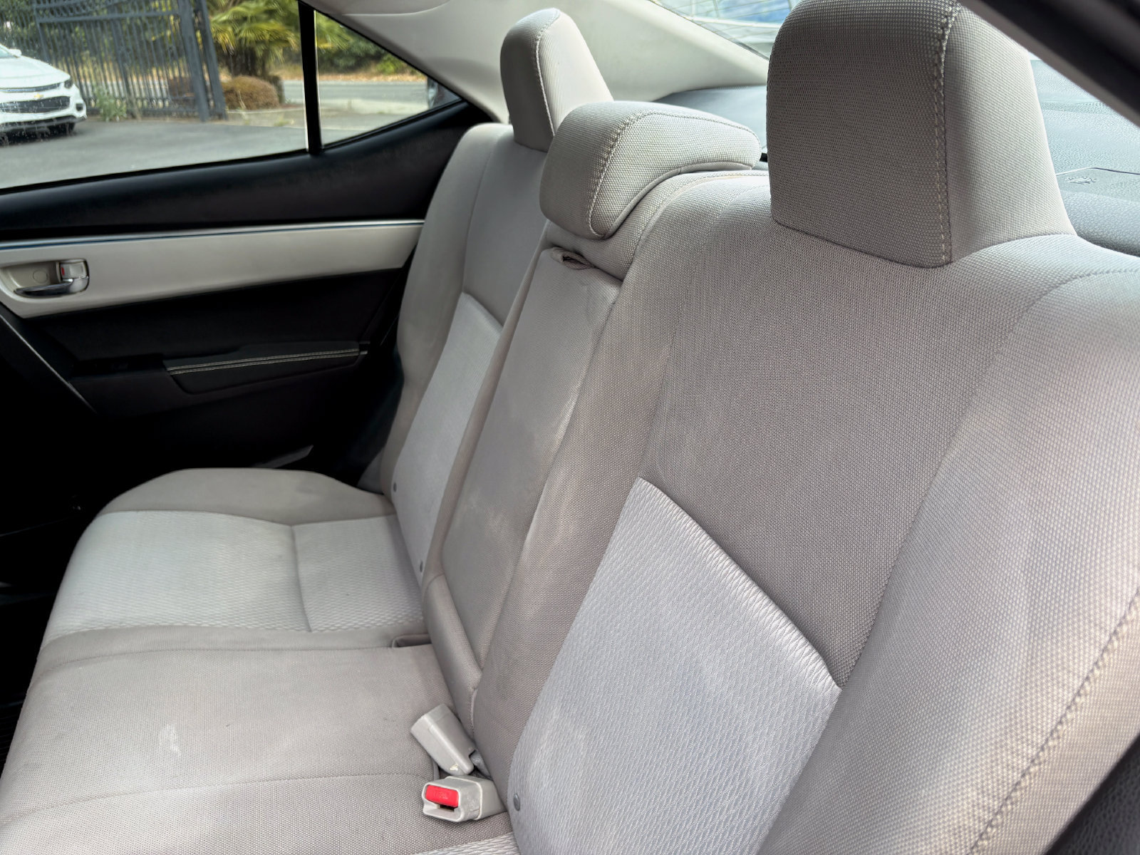 Used 2016 Toyota Corolla LE FWD image 15