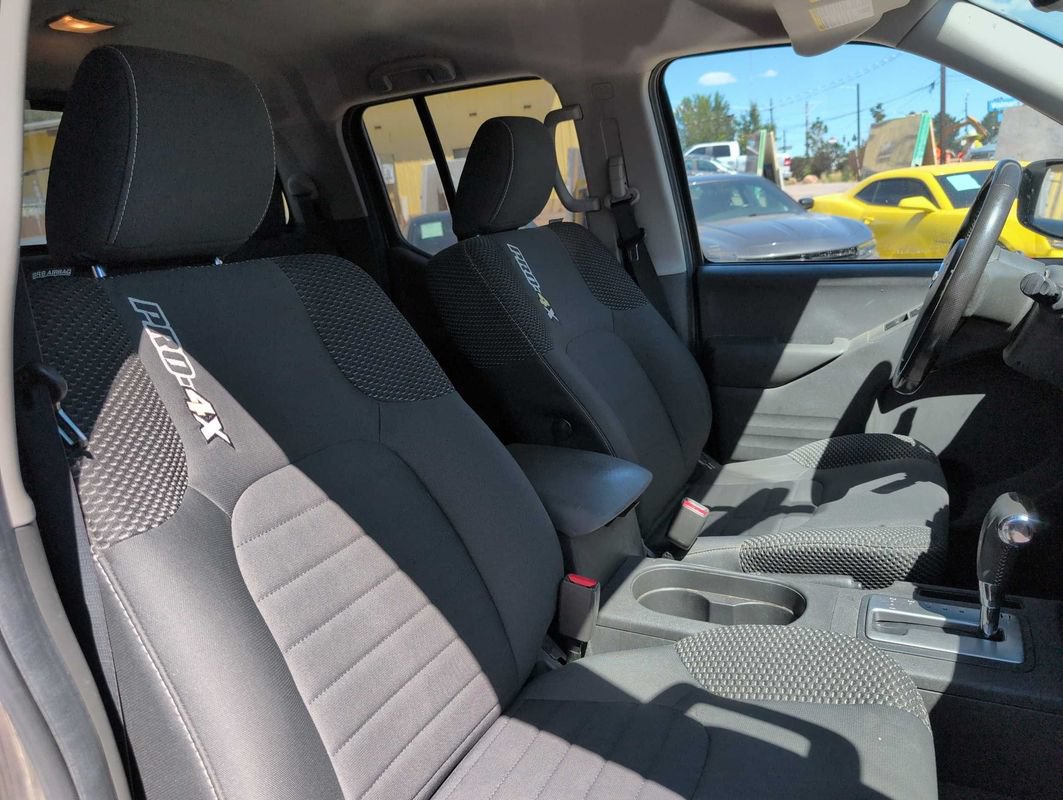 Used 2018 Nissan Frontier PRO-4X AWD/4WD image 9