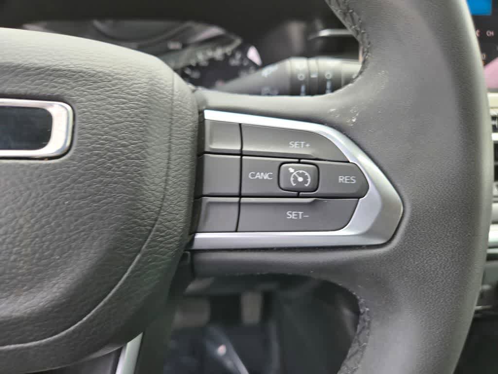 Used 2024 Jeep Compass Latitude w/ Altitude Special Edition AWD/4WD image 20