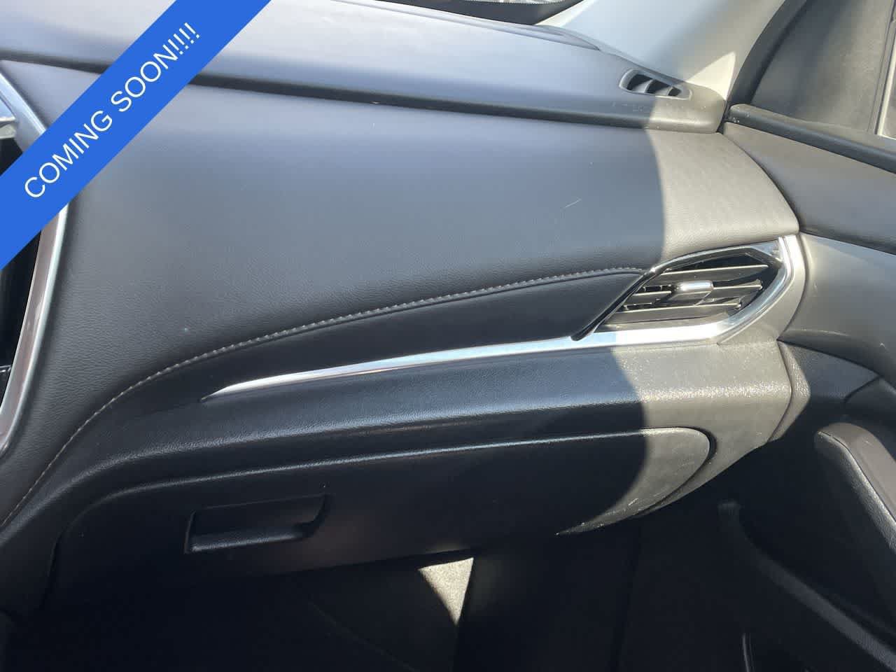 Used 2019 Chevrolet Traverse LT w/ LT Premium Package AWD/4WD image 16