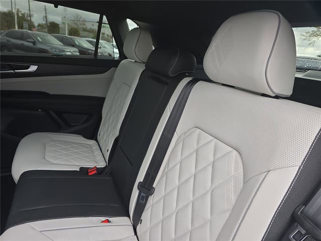 New 2026 Volkswagen Atlas Cross Sport SEL Premium R-Line image 11