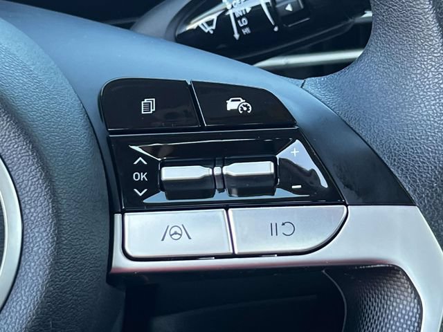 Certified 2024 Hyundai Elantra SEL FWD image 22