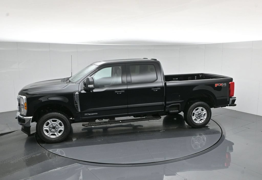 New 2026 Ford F250 XLT w/ FX4 Off-Road Package AWD/4WD image 43