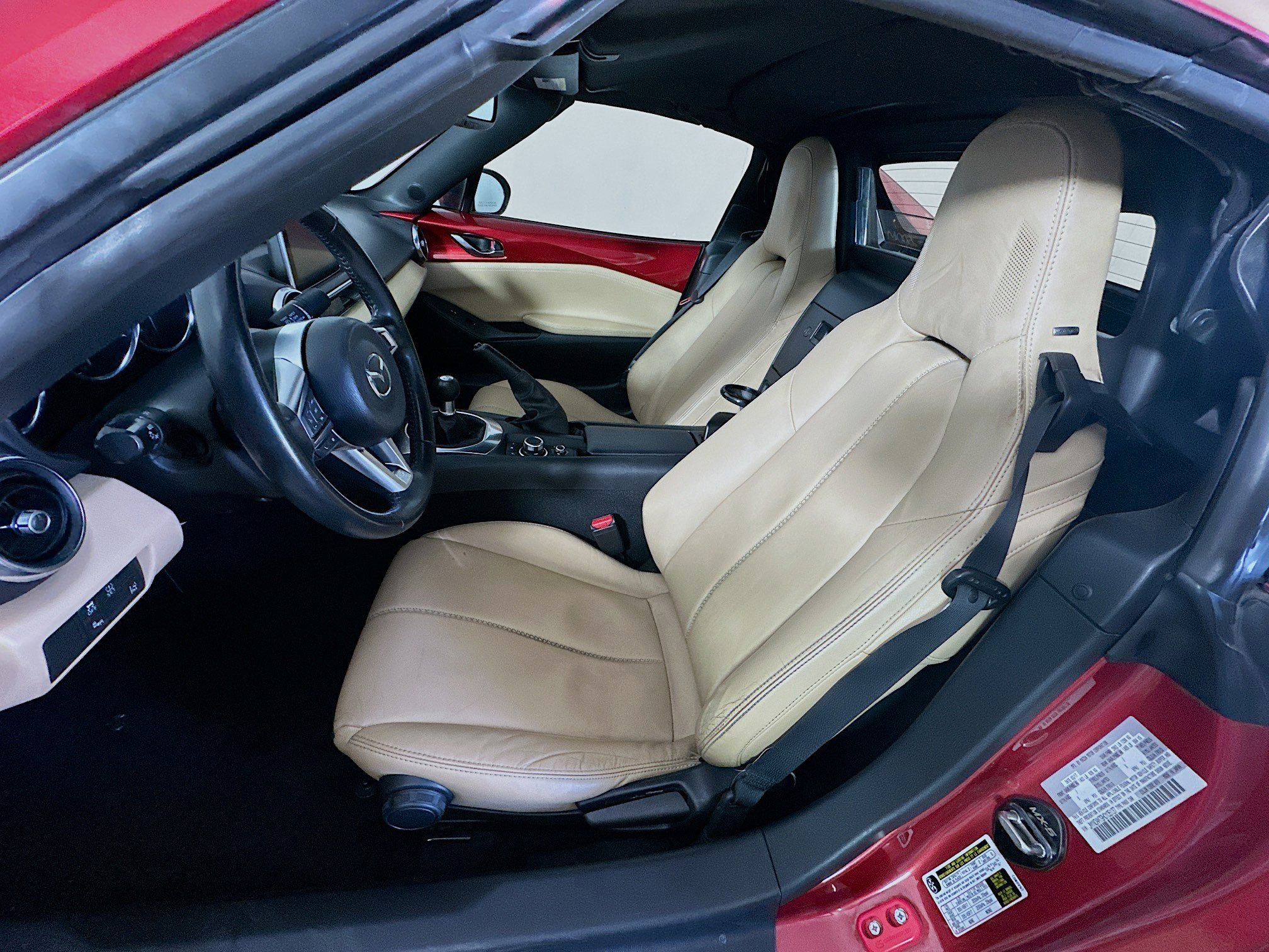Used 2017 MAZDA MX-5 Miata RF Grand Touring RWD image 13